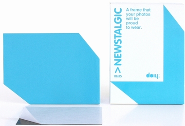 BILDERRAHMEN - NEWSTALGIC (DOIY) - BLUE auf einer Adligenswil Wunschliste / Geschenkidee