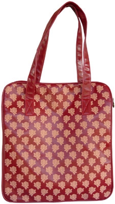 SKYLINE TASCHE - DARBY GRANDE SHOPPER - ROT auf einer Effretikon Wunschliste / Geschenkidee
